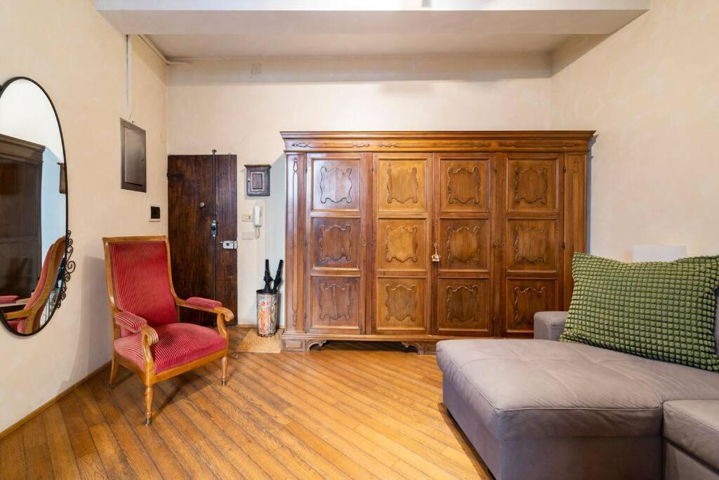 Appartamento Elegante E Centrale La Foglia D'Oro Bologna Exterior foto